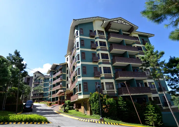 Beach hotel: Crosswinds Resort Suites